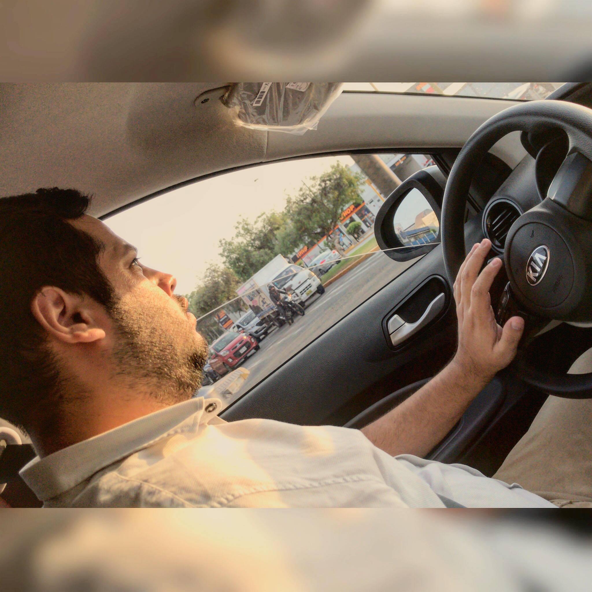 <strong>Daniel R.</strong>